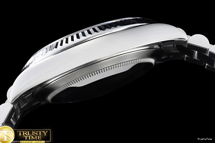 0331 Breathable RDD0218B – DayDate 40mm 689